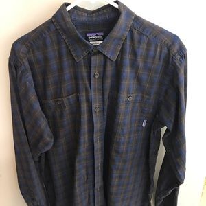 Patagonia long sleeve shirt M